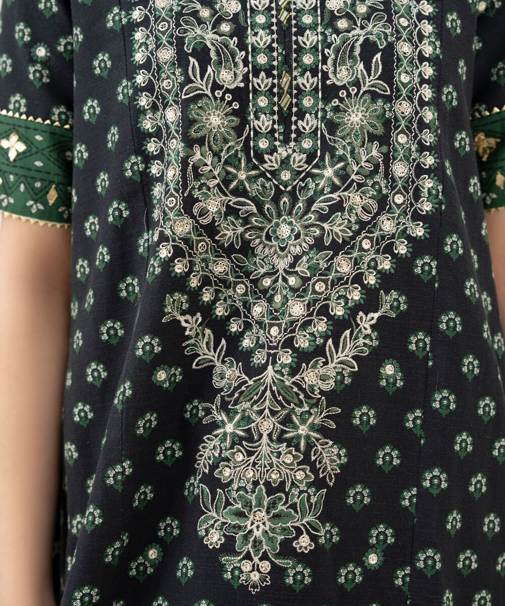 3 Piece - Embroidered Khaddar Suit