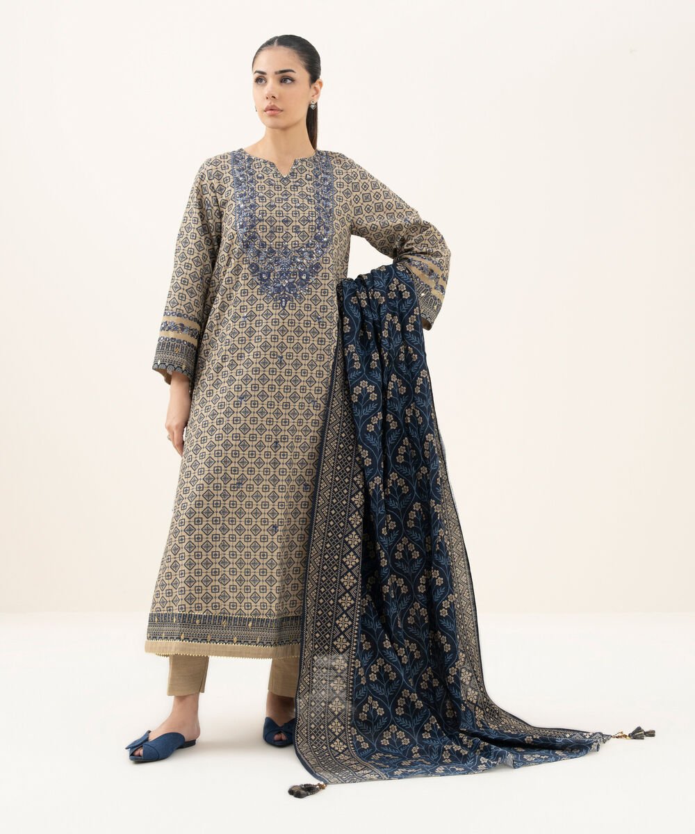 3 Piece - Embroidered Khaddar Suit