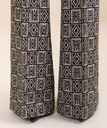 2 Piece - Embroidered Khaddar Suit