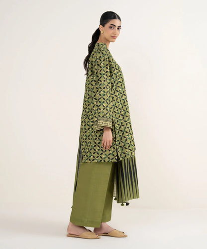 3 Piece - Printed Khaddar Suits